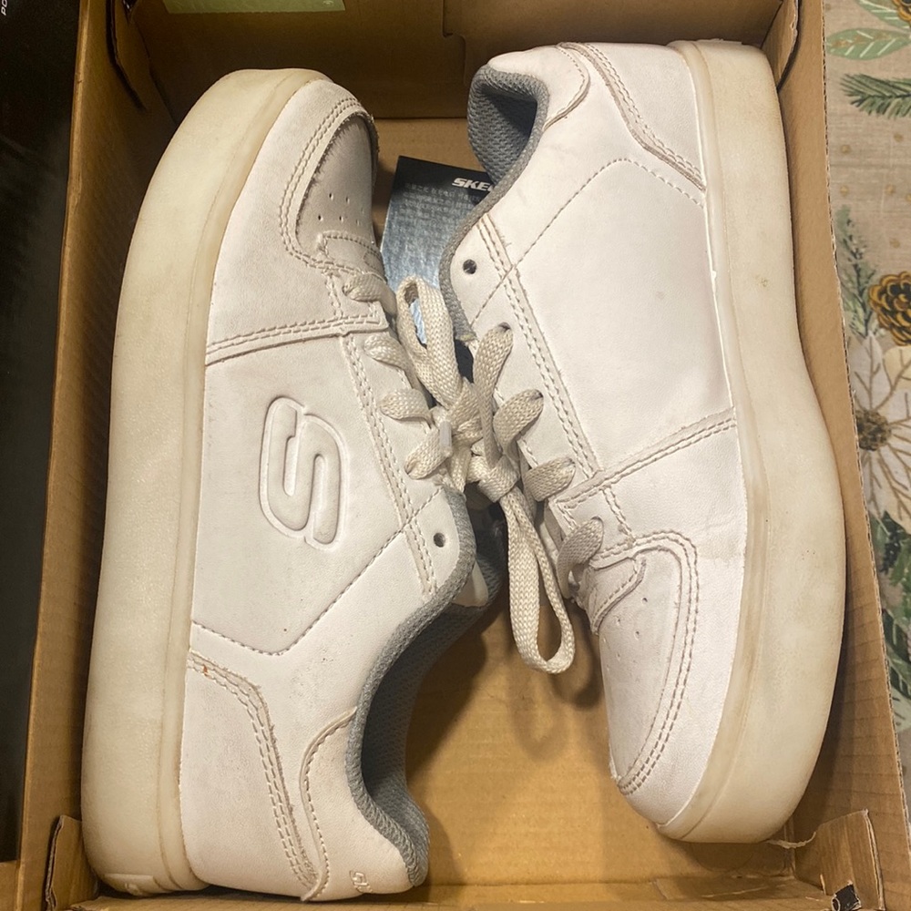 Energy lights by Skechers sneakers